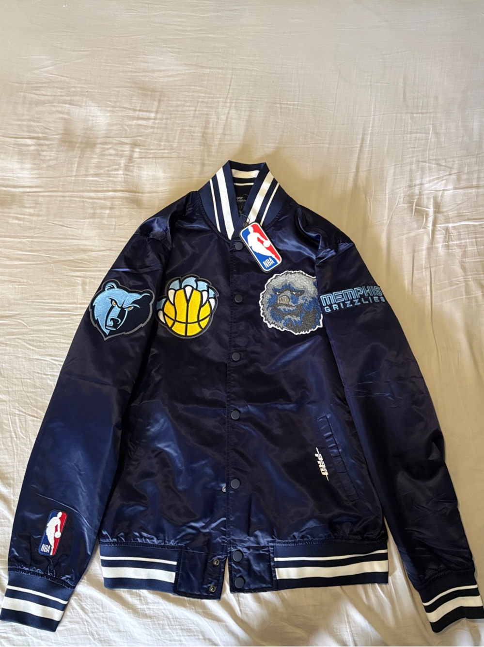 Memphis Grizzlies Pro Standard Satin Jacket XL NWT NBA Embroidered Varsity